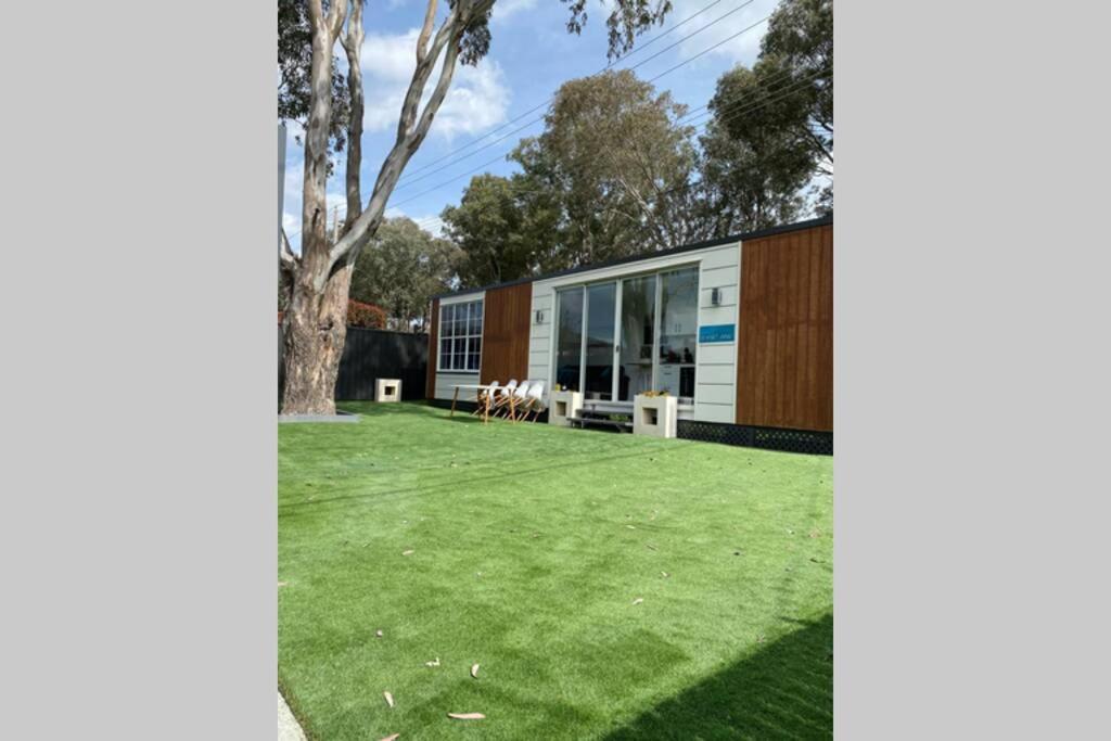 Tiny House In Belconnen 1br Self Contained Wine